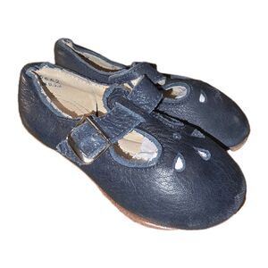 MABO Sz 5D Rare! Maryjane Style Blue Diatressed Leather Buckle Laser Cut Shoes